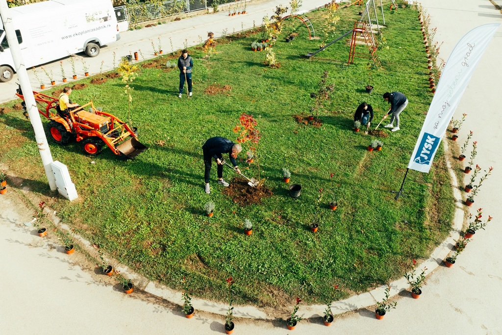 U parkiću u leskovačkom naselju Ančiki zasađeno 130 biljaka