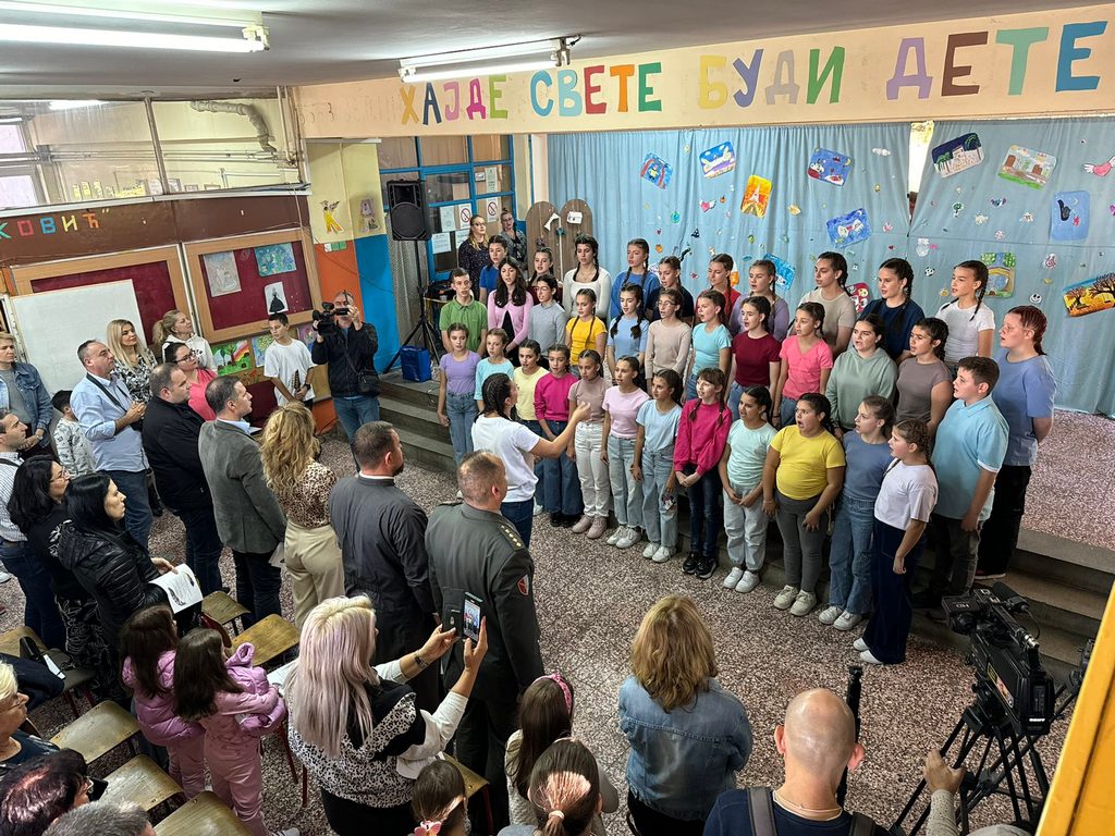 I najuređenija škola je obična zgrada ako u njoj ne postoji kadar koji decu obrazuje na najbolji način