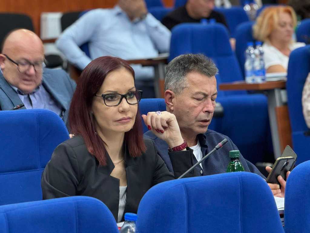 Spirićeva Vuceviću: Licemerni slikanje u Belanovcu