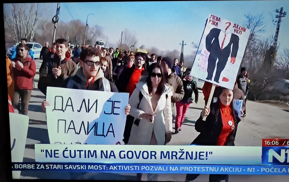 Studenti i građani pešice otišli na protest u Merošinu, poručili “Ne ćutimo na govor mržnje”