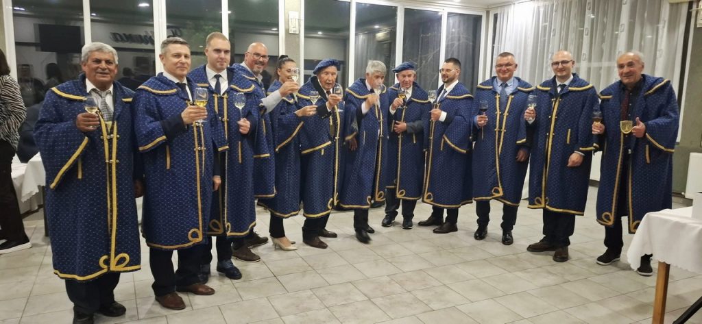 Prijemom novih članova Vinski viteški red ,,Simeon“ obeležio 15. godišnjicu