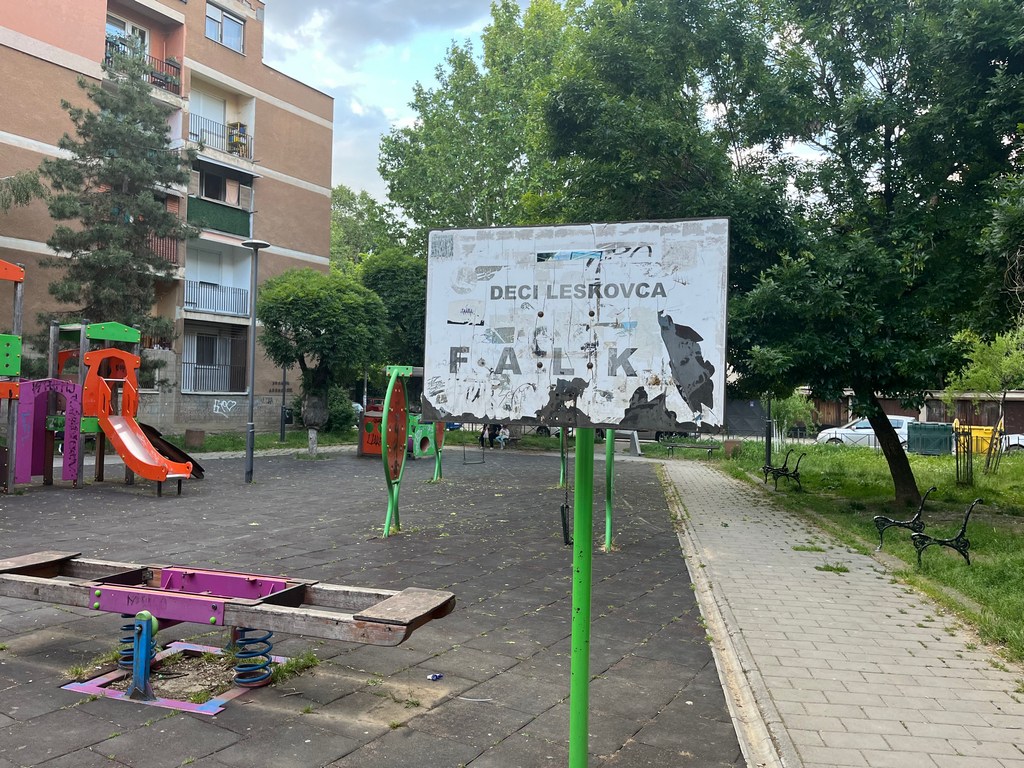 Nekada najlepše igralište za decu u Leskovcu danas slika nemara i propadanja