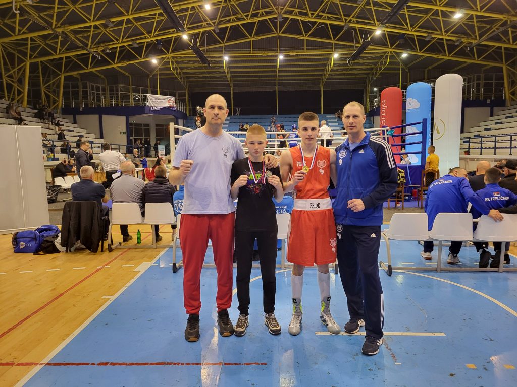 Jovan Dimitrijević i Ognjen Bidžić na pripremama juniorske bokserske reprezentacije Srbije