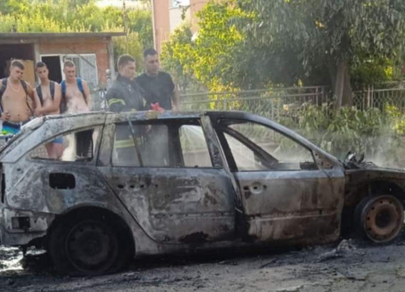 Automobil se pretvorio u buktinju tokom vožnje