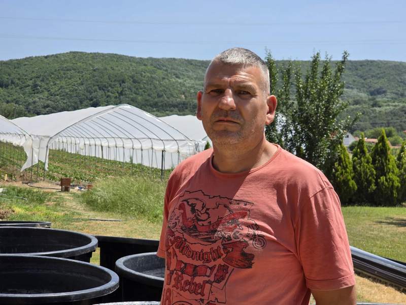 Vratio se iz Nemačke i uložio 500.000 evra, ali nema vode ni za paprike