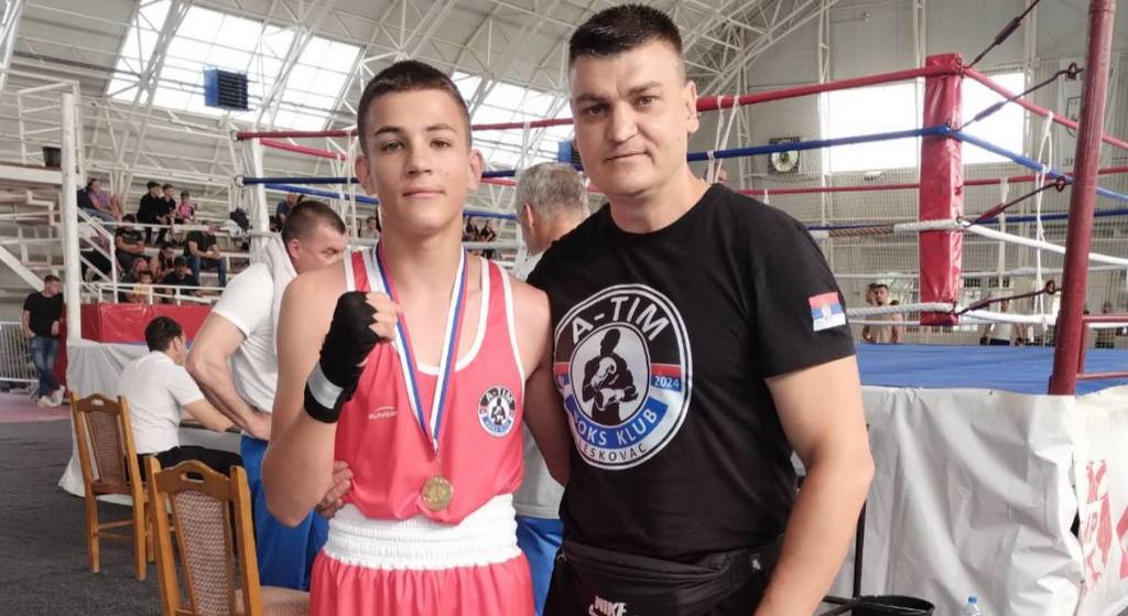Mihajlo Jovanović najbolji kadet iz Bokserskog kluba “A Tim” iz Leskovca, stigao poziv od reprezentacije Srbije