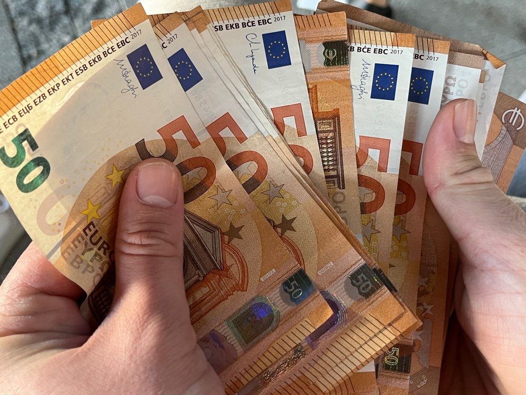 Evro danas 117,17 dinara