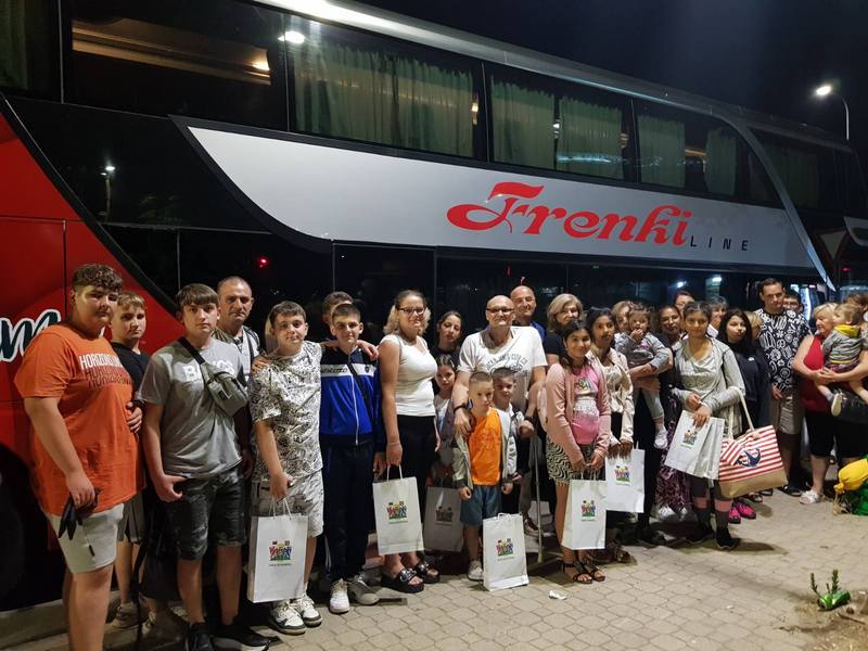 Letovanje za 34 deteta iz hraniteljskih porodica uz podršku grada Leskovca i Ministarstva