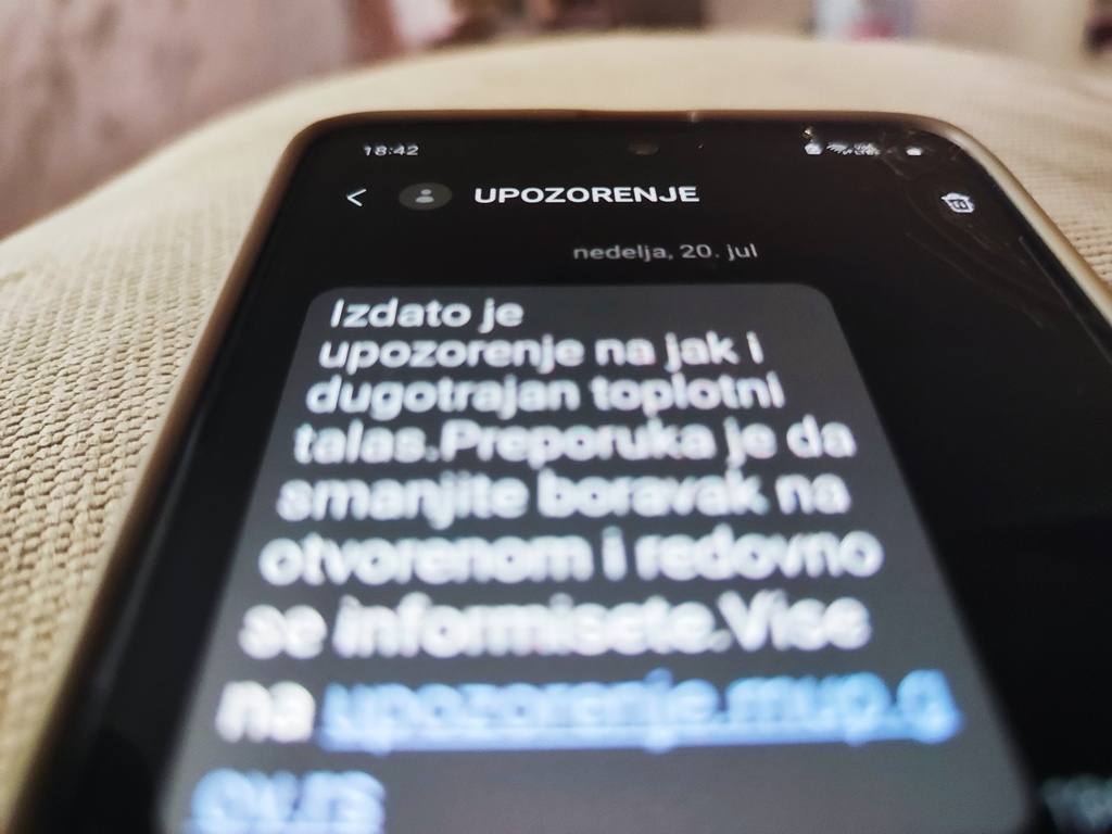Građanima na jugu Srbije stižu SMS upozorenja zbog toplotnog talasa