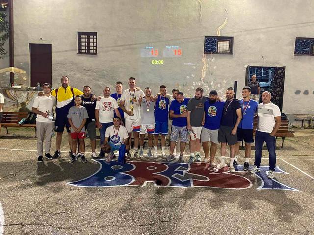 Ekipa iz Leskovca ,,3×3 Togi Twins” pobednik turnira ,,Brestovac basket 2025”, Uroš Vučković iz Niša pobednik u šutiranju trojki