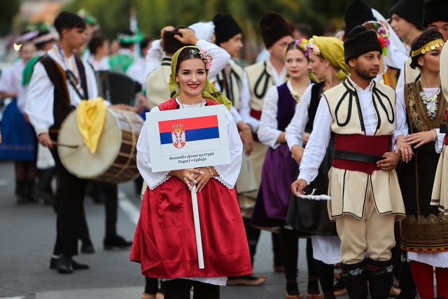 Na festivalu folklornih igara i grupe iz Južne Amerike