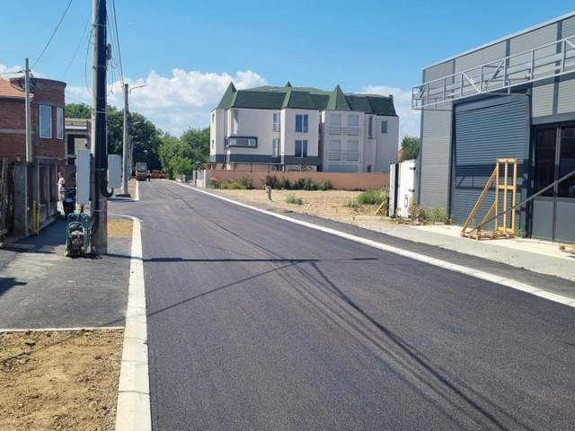 Asfaltiranje Slogine ulice privodi se kraju
