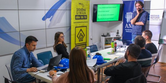 Projektno sufinansiranje u Nišu i Dimitrovgradu: Sredstva se dodeljuju uglavnom samo prorežimskim medijima