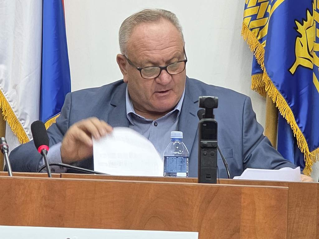 Gradonačelnik Leskovca najavio mere protiv Rangelova zbog održavanja političkih skupova u MZ