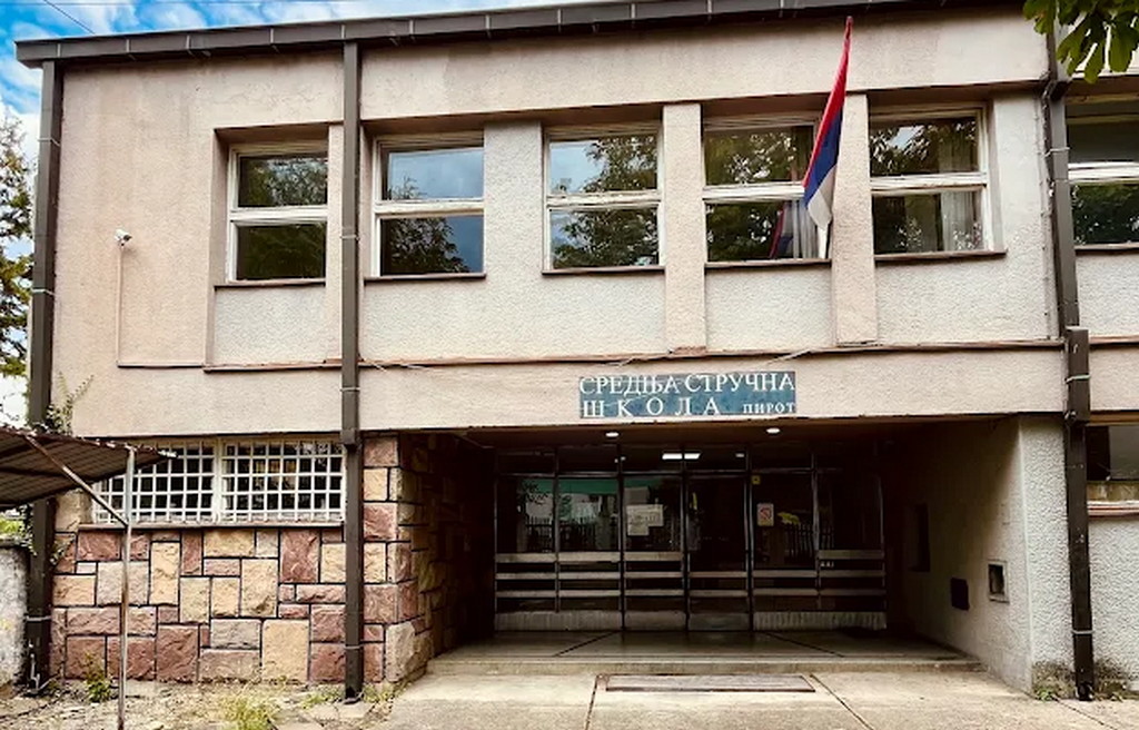Srednja stručna škola učestvuje u projektu „Korak za budućnost“