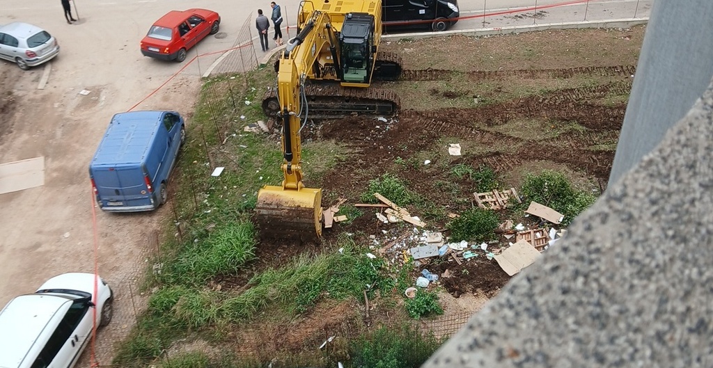 Beton umesto zelenila i parka na Panteleju