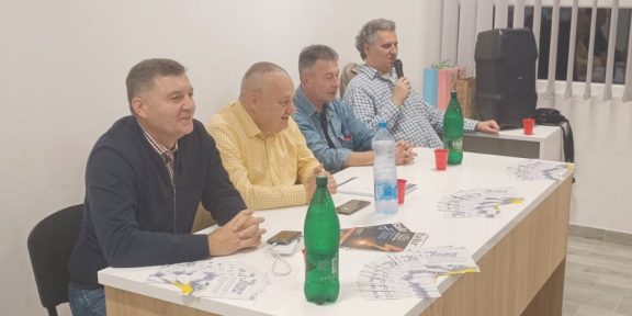 Rangelov: Naša mesna zajednica jedina je u Leskovcu koja dozvoljava političke tribine