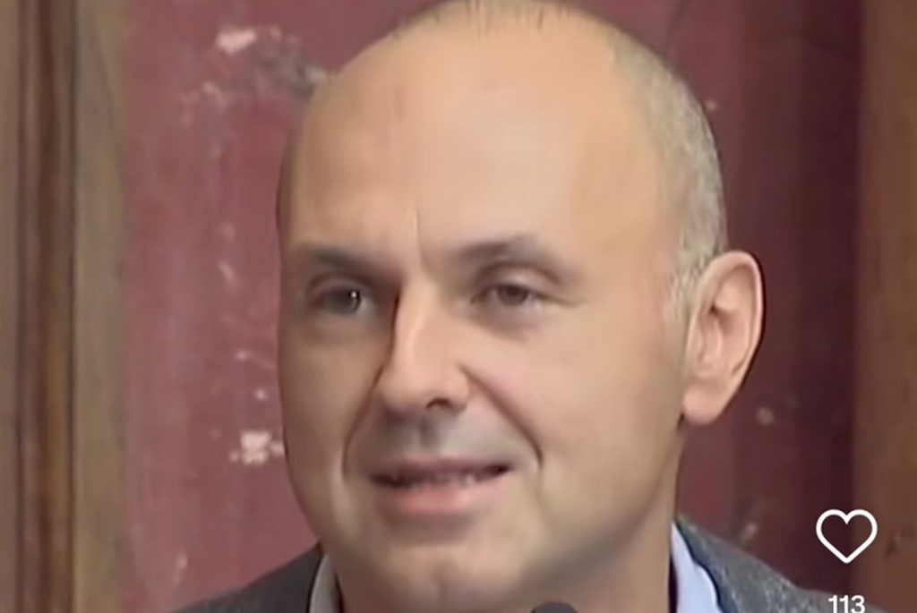 Dinić u Narodnoj skupštini govorio o profesoru Filozofskog fakulteta sa juga Srbije koji je pod istragom