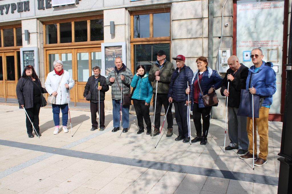 U Leskovcu obeležen Dan belog štapa