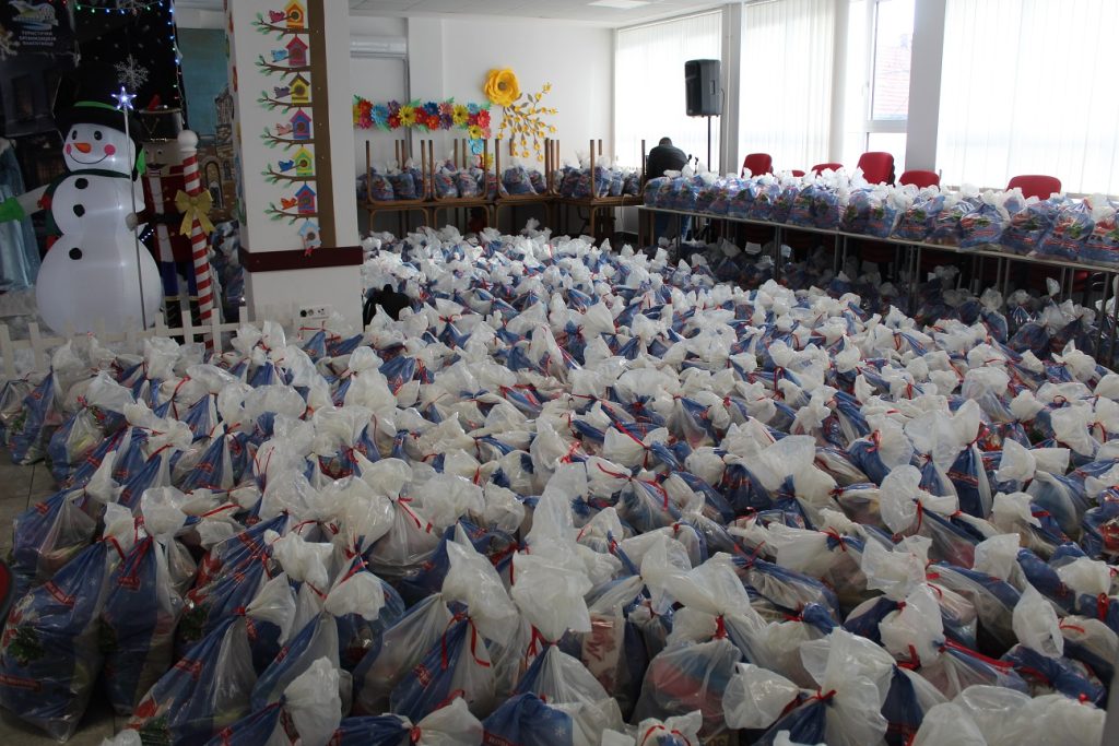 Počinje prijava za novogodišnje paketiće u Vlasotincu