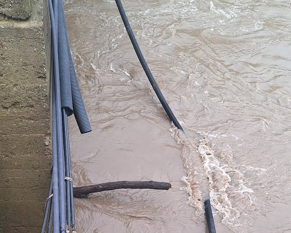 Strujni kablovi za tunel kod Predejana ispod vode!