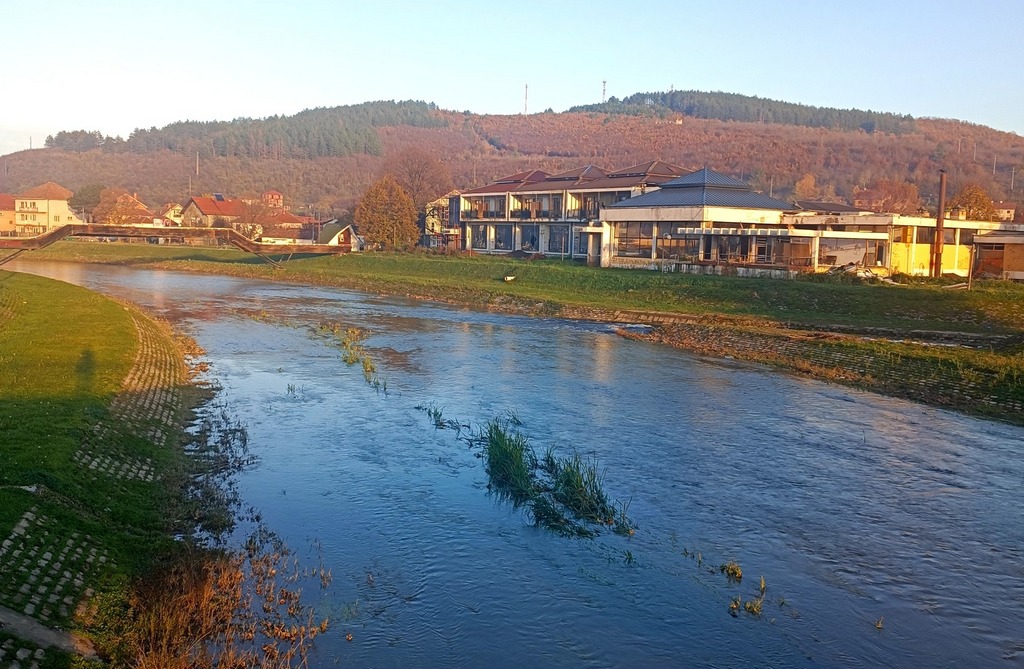 U Lebanu proglašena vanredna situacija – izlili se Jablanica, potoci i kanali