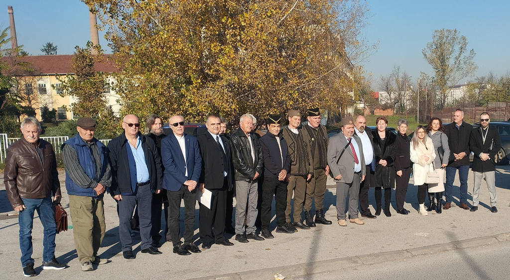 Formiran novi pokret – Monarhisti, pokret za Kraljevinu Srbiju, a cilj je Srbija monarhija, Crna Gora i RS kneževine