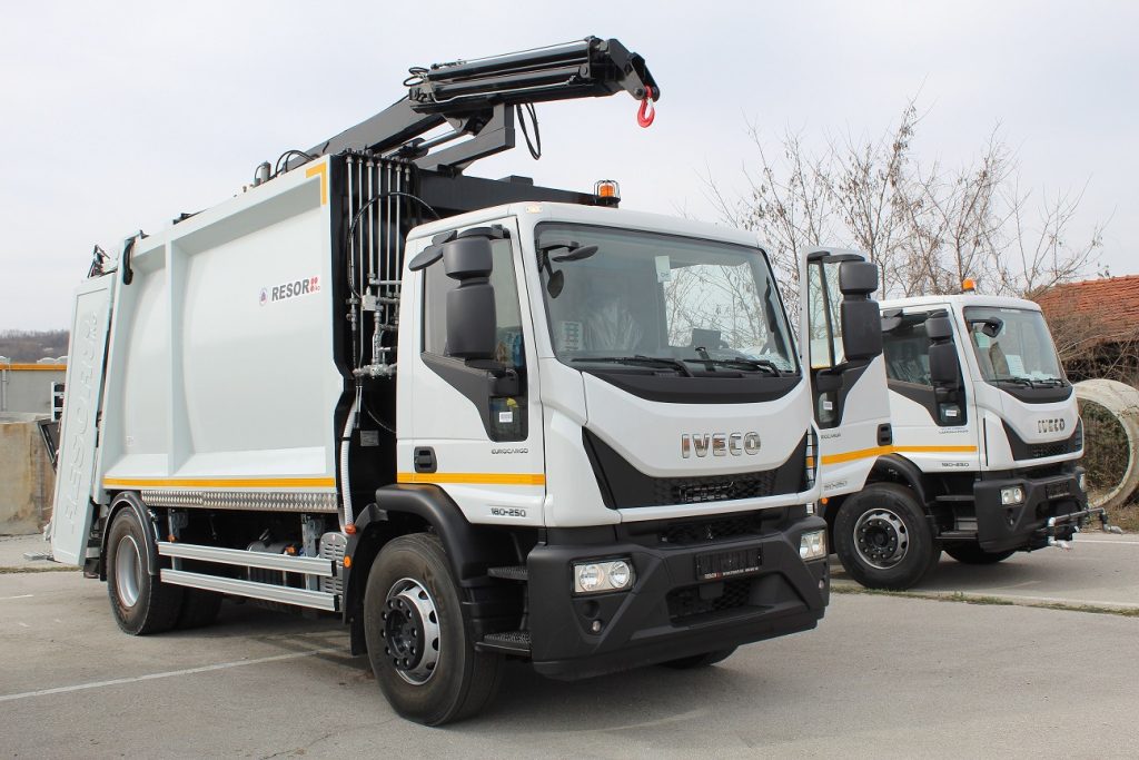 Besplatno parkiranje u Vlasotincu za praznike, odvoz smeća redovan