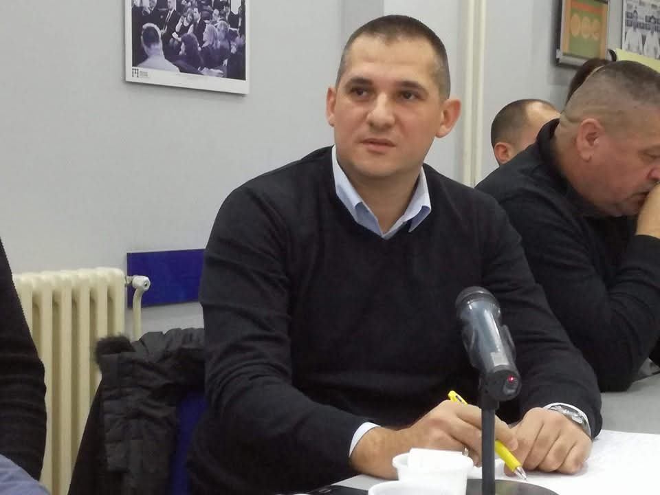 Stanković traži da se na Skupštini Niša razgovara o zatvaranju fabrika i otpuštanjima