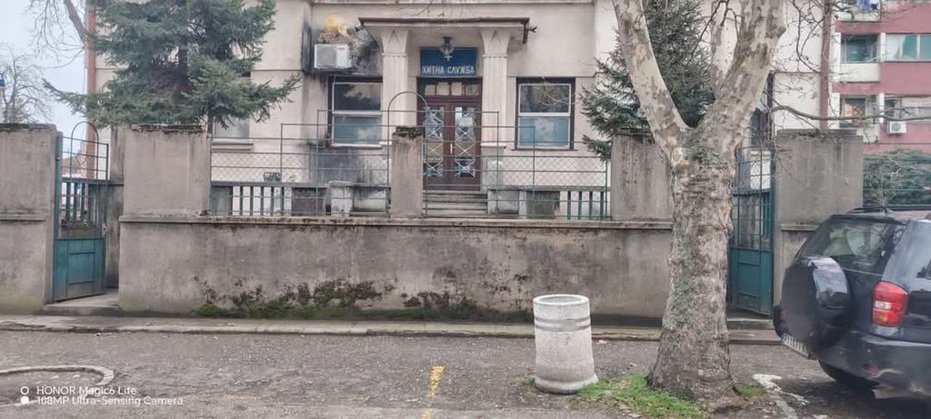 Pokret Juga Srbije : Arhitektonske barijere u Pirotu ugrožavaju ljudske živote