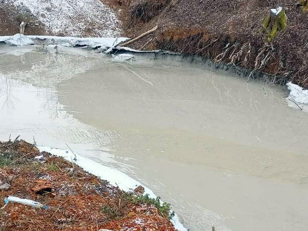 Uhapšen upravnik flotacije rudnika „Lece“ zbog izlivanja jalovišta u Jablanicu
