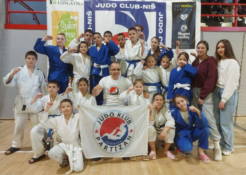 Mladi džudisti Partizana iz Leskovca briljirali na međunarodnom turniru