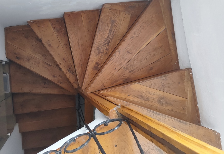 Profesionalni upravnik: Poboljšanja kod „Pepeljugine kuće“, rešeni komunalni problemi i najavljen novi dečji park