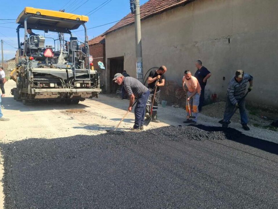 Asfaltiranje ulice Save Đorđevića u Bobištu pri kraju, za radove iz budžeta grada izdvojeno je 16,4 miliona dinara