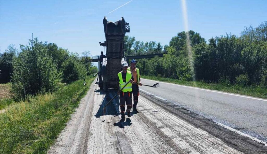 U toku radovi na obnovi starog auto-puta od Pečenjevca do Leskovca