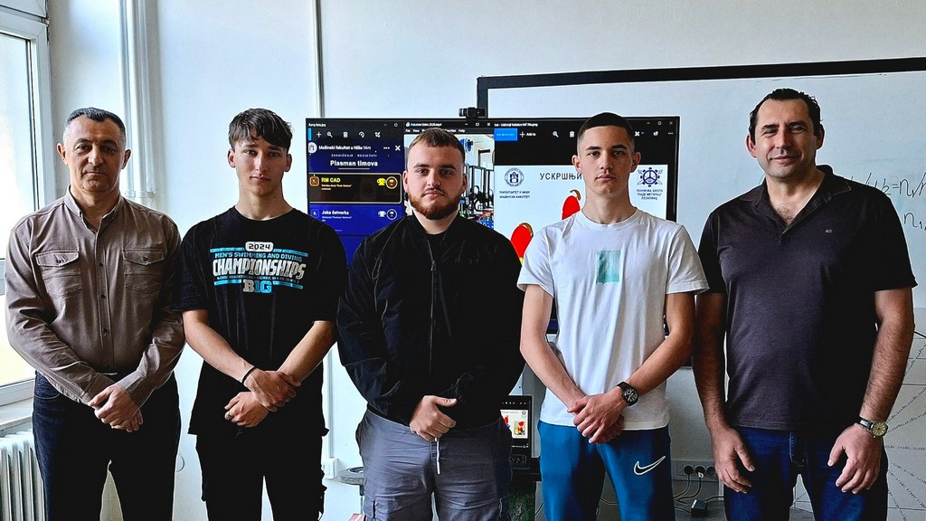 Ekipa Tehničke škole osvojila prvo mesto za modeliranje na takmičenju u Nišu