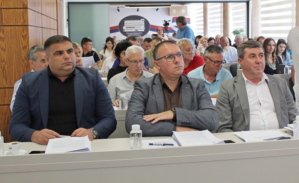 Odbornici usvojili rebalans budžeta Vlasotinca – raspravljali o projektima, Vlasini, pošumljavanju…