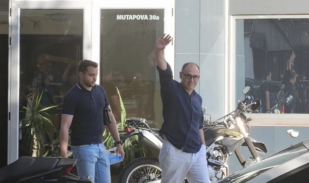 Urednik agencije Beta pušten iz policije – ANEM: Nedopustivo zastrašivanje novinara, medija i njihovih sagovornika tokom istrage u slučaju “zvučni top”