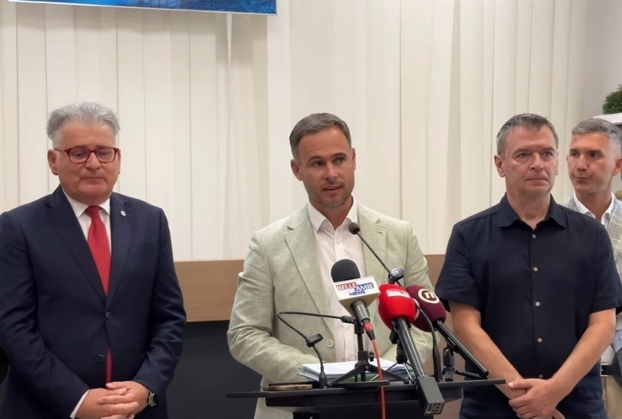 Koalicija Narodna Srbija povukla izbornu listu, daje podršku studentima