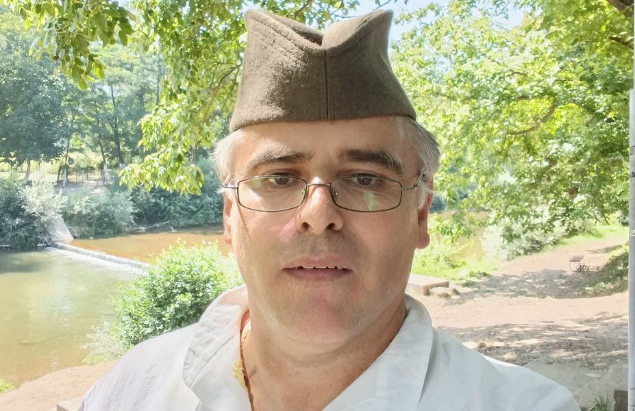 Vlasotinčanin pokušao da se obrati Vučiću, ali ga zaustavili: Predsednik hitno da se oslobodi bahatih lokalnih članova u lokalnoj samoupravi (video)