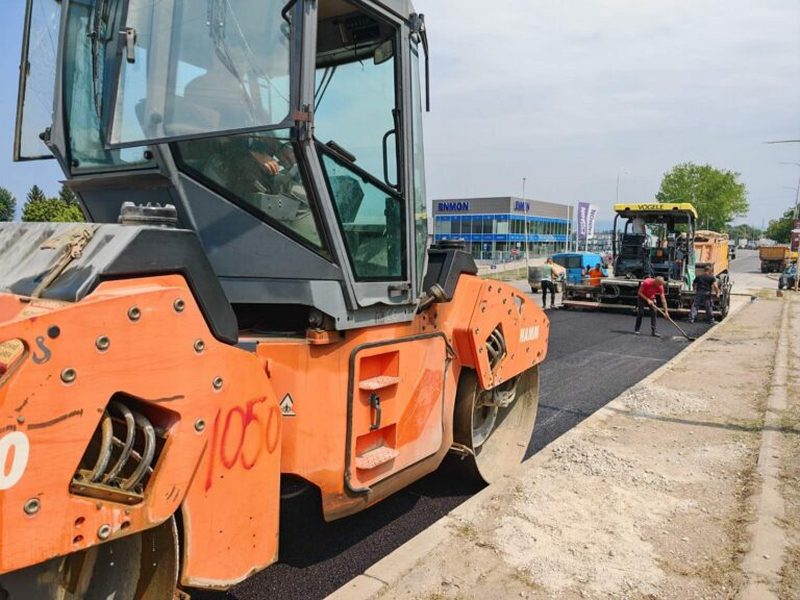 Nastavljaju se radovi na obnovi kolovoza na nadvožnjaku u ulici Đorđa Stamenkovića