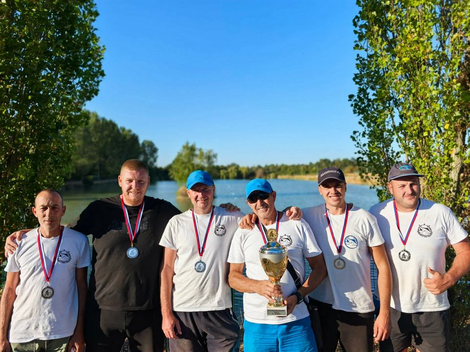 Veternica 1954 Leskovac vicešampion Srbije, izborili plasman na Svetsko prvenstvo u Portugalu